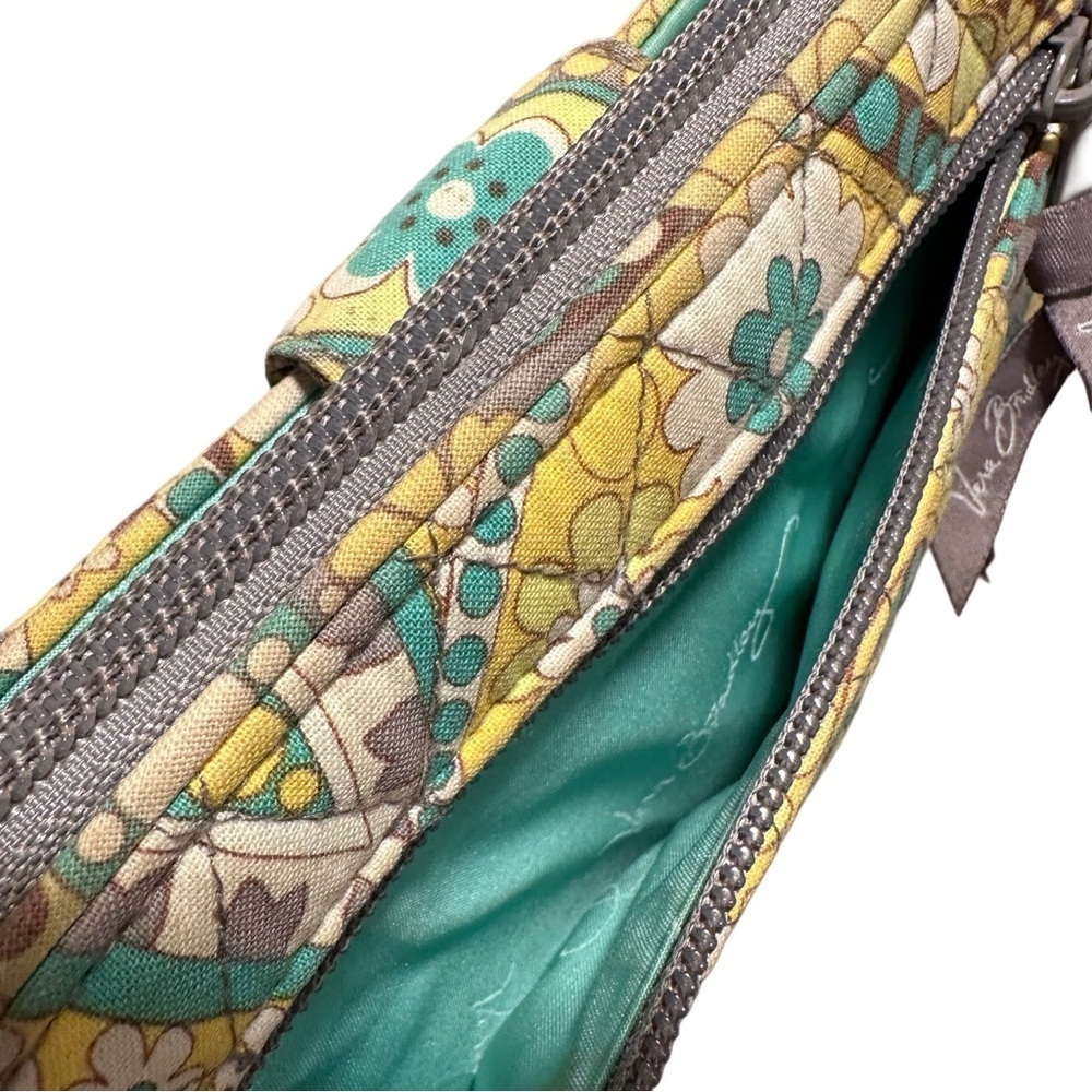 Vera Bradley Set in Lemon Parfait. Lg Tote Get Carried Away & Turn Lock Wallet. - Picture 12 of 15